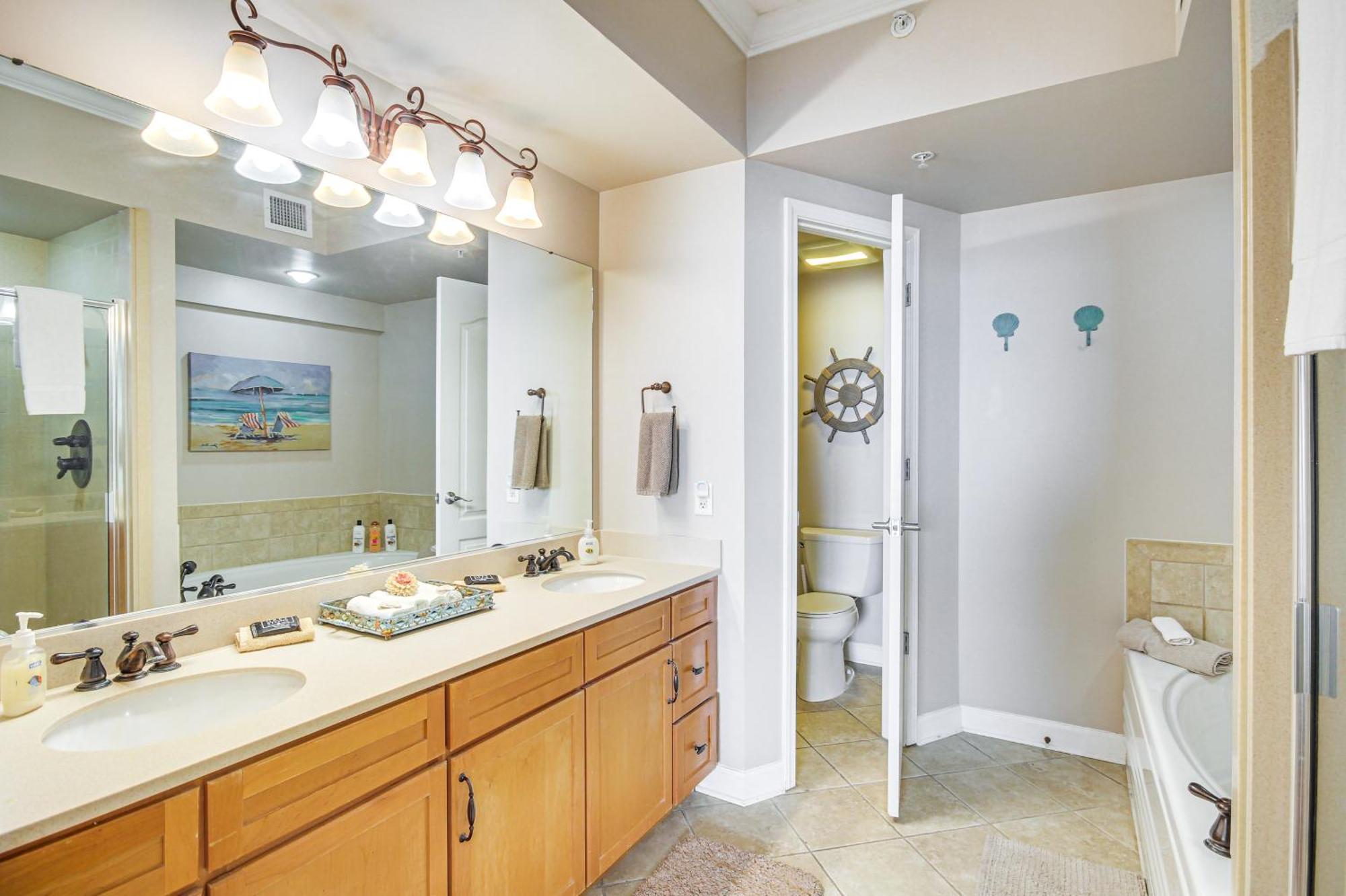 Sleek Gulfport Condo With Ocean Views And Pool Access! Exterior photo